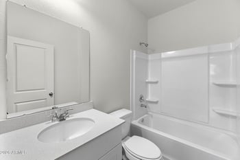 10082 Devonshire Ave, Phoenix, AZ 85037