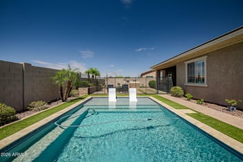 10089 Jasmine Trl, Peoria, AZ 85383