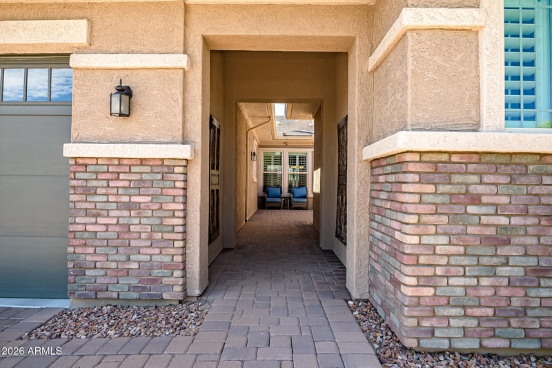 10089 W Jasmine Trl, Peoria, AZ 85383