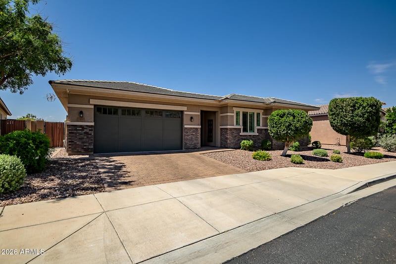 10089 W Jasmine Trl, Peoria, AZ 85383