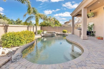 1009 N Peppertree Dr, Gilbert, AZ 85234