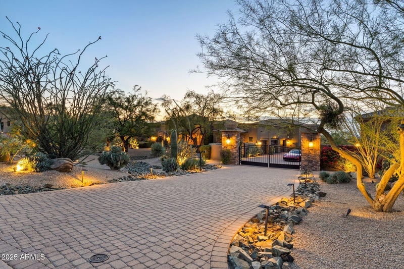 10092 Troon North Dr, Scottsdale, AZ 85262