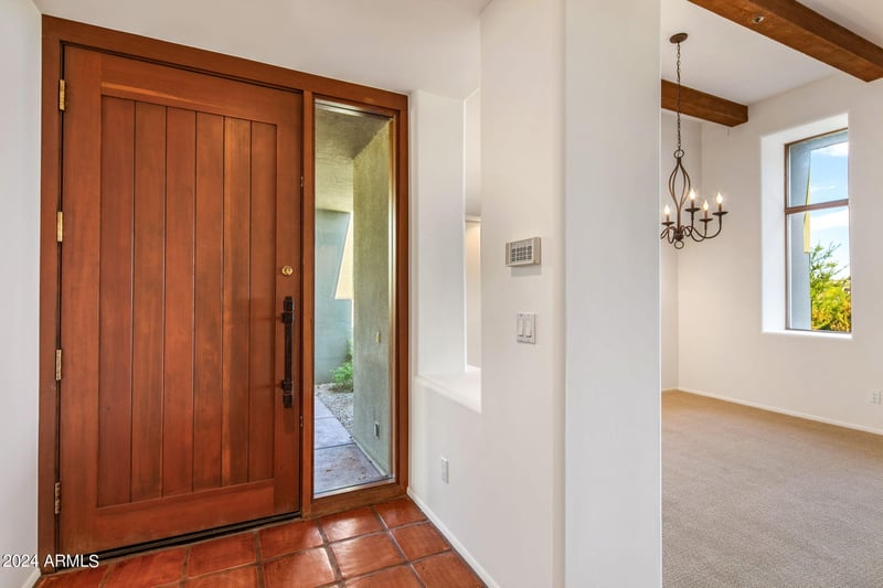 10095 Graythorn Dr, Scottsdale, AZ 85262