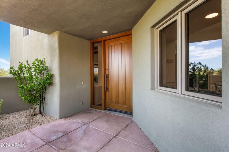 10095 Graythorn Dr, Scottsdale, AZ 85262