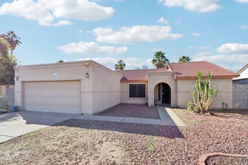 10096 63rd Ave, Glendale, AZ 85302