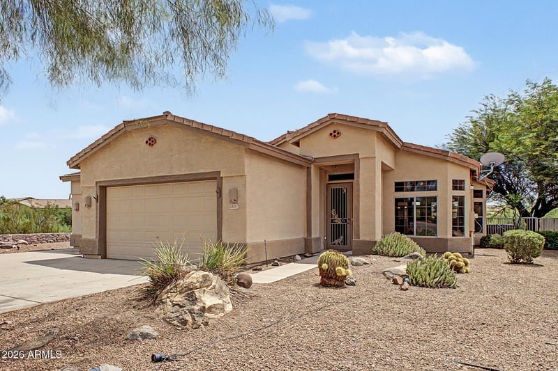 10097 E Golden Rim Cir, Gold Canyon, AZ 85118