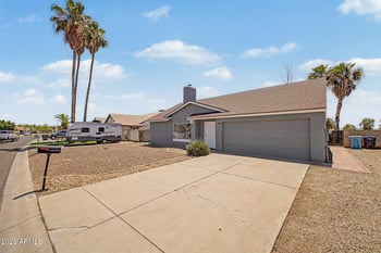 10097 Mariposa St, Phoenix, AZ 85037