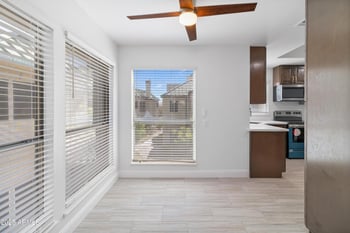 101 7th St #249, Phoenix, AZ 85034