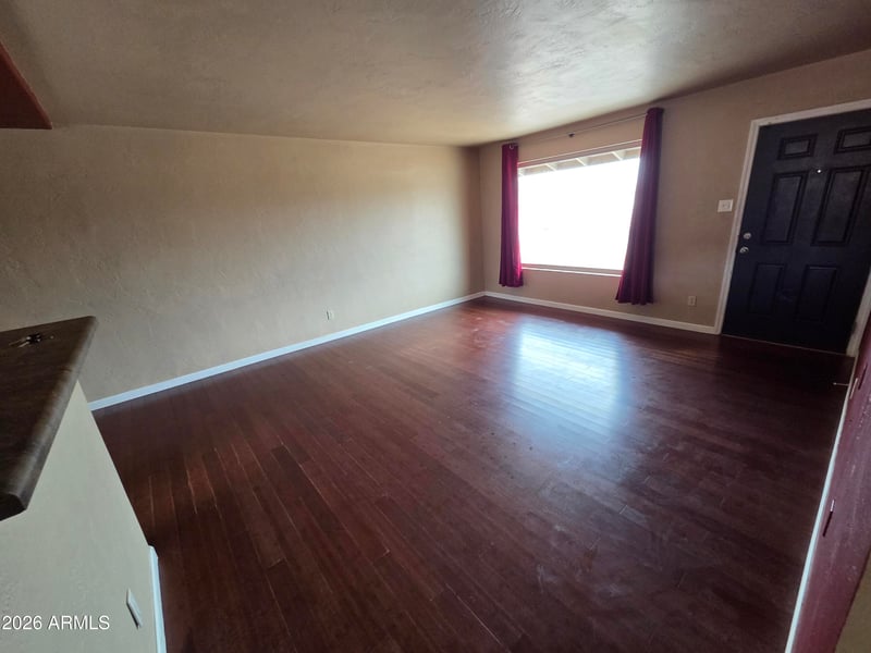 101 Monte Way, Phoenix, AZ 85042