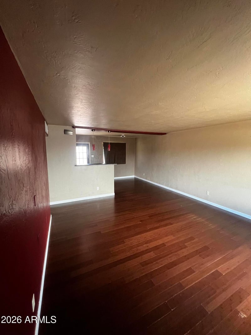 101 Monte Way, Phoenix, AZ 85042