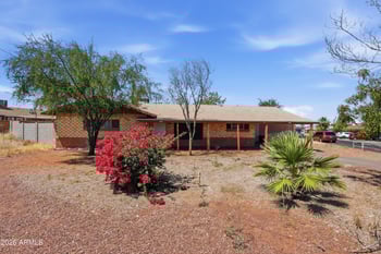 101 Harwell Rd, Phoenix, AZ 85041