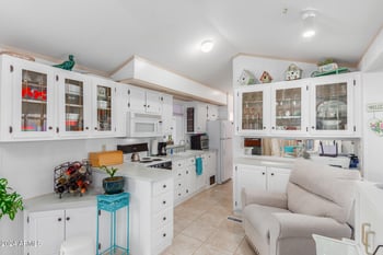 101 Kaolin Dr, Apache Junction, AZ 85119