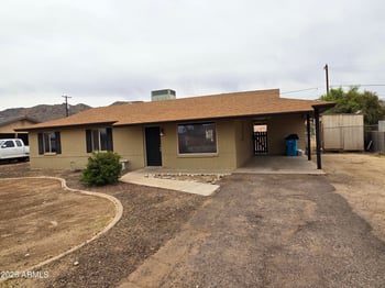 101 Monte Way, Phoenix, AZ 85042