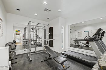 101 7th St #212, Phoenix, AZ 85034