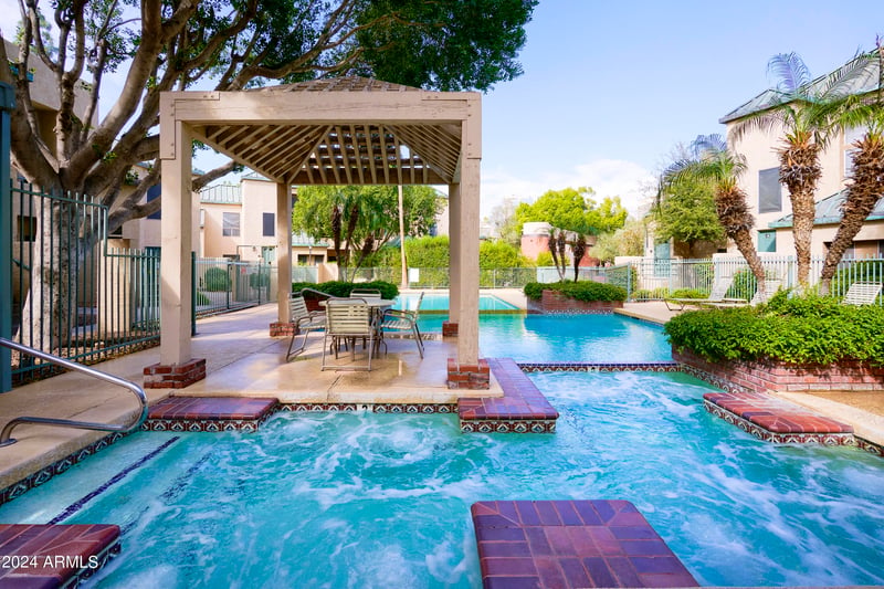 101 N 7th St #214, Phoenix, AZ 85034