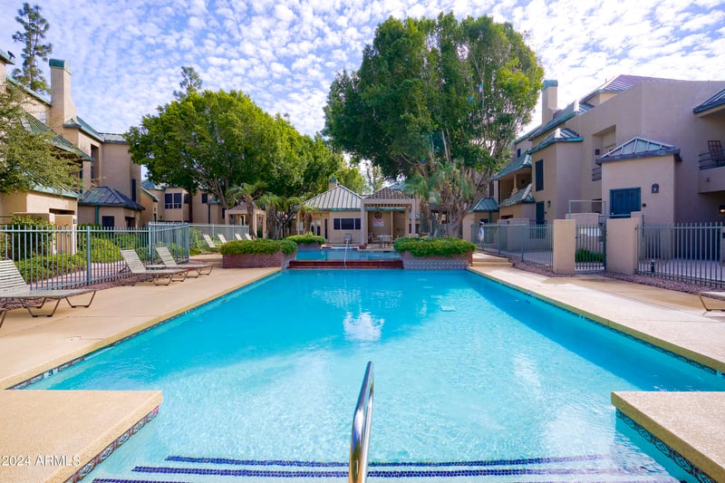 101 N 7th St #214, Phoenix, AZ 85034