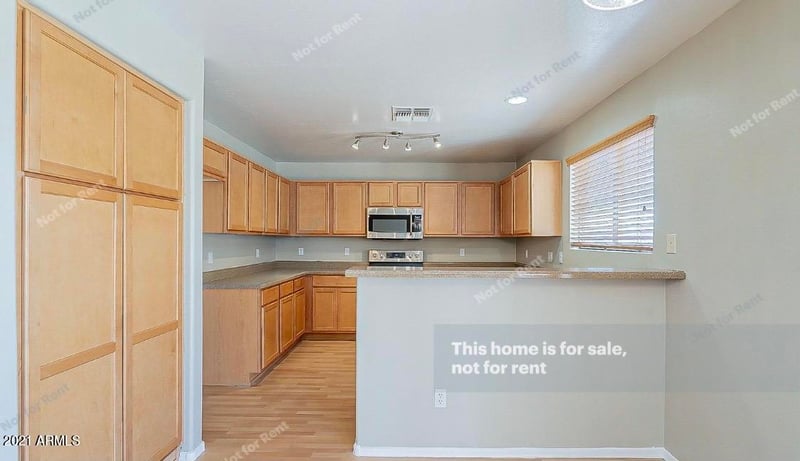 1010 223rd Ln, Buckeye, AZ 85326