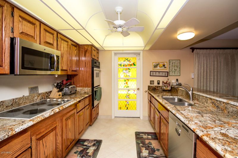 1010 E Palmaire Ave, Phoenix, AZ 85020