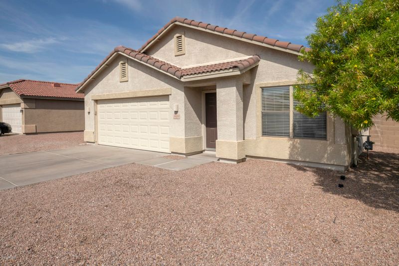 1010 E Pedro Rd, Phoenix, AZ 85042