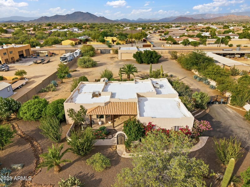 1010 Egret St, Phoenix, AZ 85086