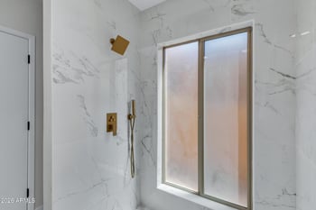 1010 Lois Ln, Phoenix, AZ 85020