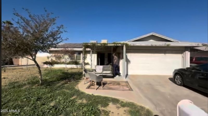 1010 W Villa Rita Dr, Phoenix, AZ 85023