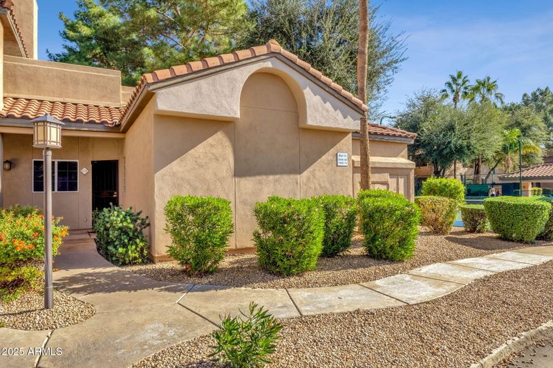 10101 N Arabian Trl #1070, Scottsdale, AZ 85258