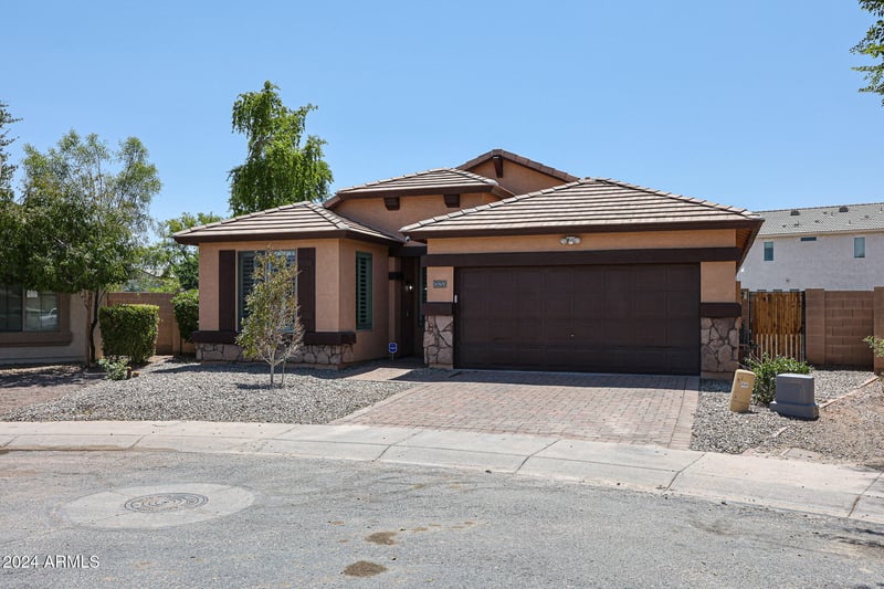 10101 W Cordes Rd, Tolleson, AZ 85353