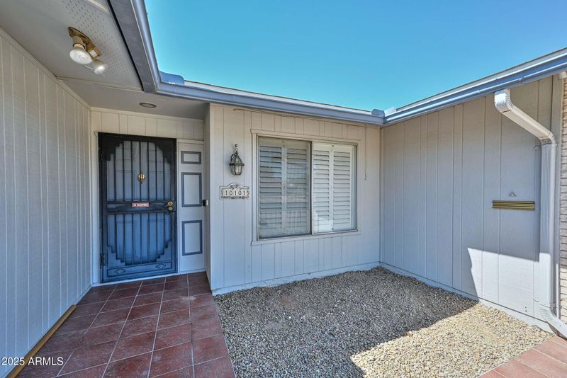 10101 W Desert Rock Dr, Sun City, AZ 85351