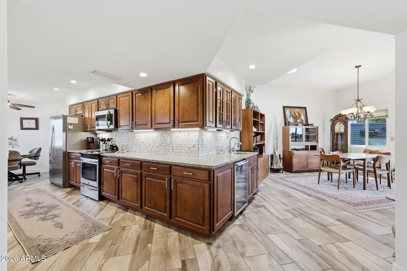 10101 W Pineaire Dr, Sun City, AZ 85351