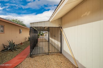 10102 Concho Cir, Sun City, AZ 85373