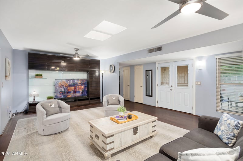 10102 Deanne Dr, Sun City, AZ 85351