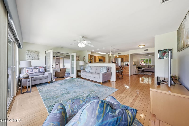 10102 Highwood Ln, Sun City, AZ 85373