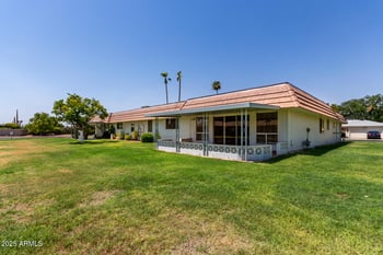 10104 Kingswood Cir, Sun City, AZ 85351