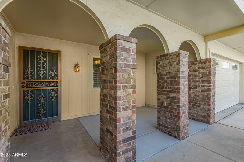 10105 Highwood Ln, Sun City, AZ 85373