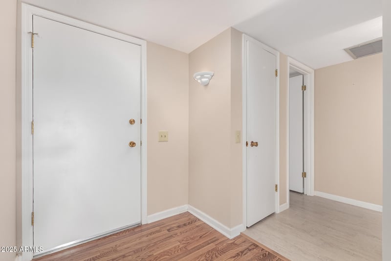 10105 Highwood Ln, Sun City, AZ 85373