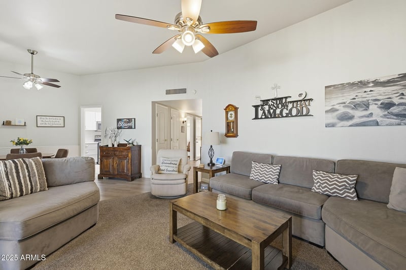 10106 Campana Dr, Sun City, AZ 85351