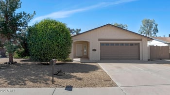 10107 Meadowbrook Ave, Phoenix, AZ 85037