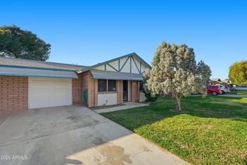10108 95th Dr #B, Peoria, AZ 85345