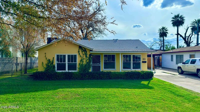 1011 E Medlock Dr, Phoenix, AZ 85014