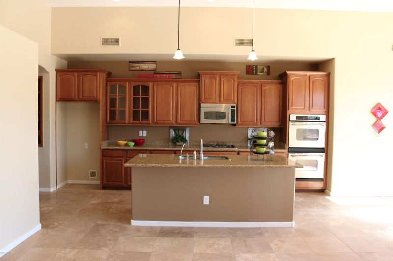 1011 E Tumbleweed Dr, Phoenix, AZ 85085
