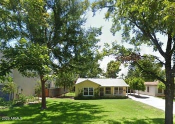 1011 Medlock Dr, Phoenix, AZ 85014