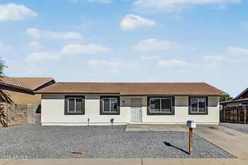 1011 N 61st Dr, Phoenix, AZ 85043