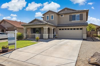 1011 Palomino Way, San Tan Valley, AZ 85143