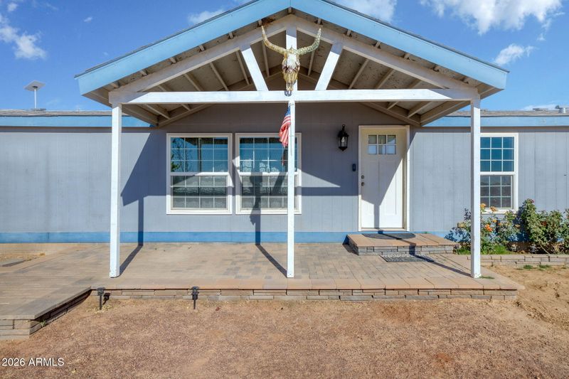 1011 S 350th Ave, Tonopah, AZ 85354