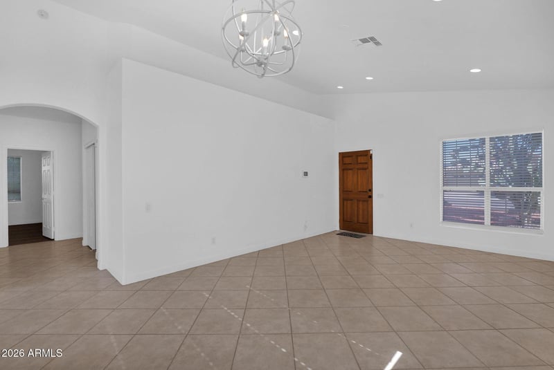 1011 W Kelton Ln, Phoenix, AZ 85023