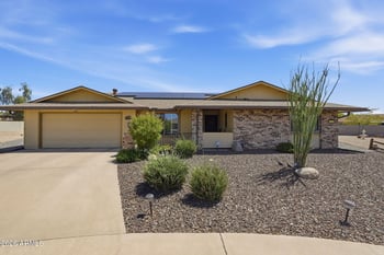 10110 Pine Springs Dr, Sun City, AZ 85373
