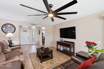 10110 W Pine Springs Dr, Sun City, AZ 85373