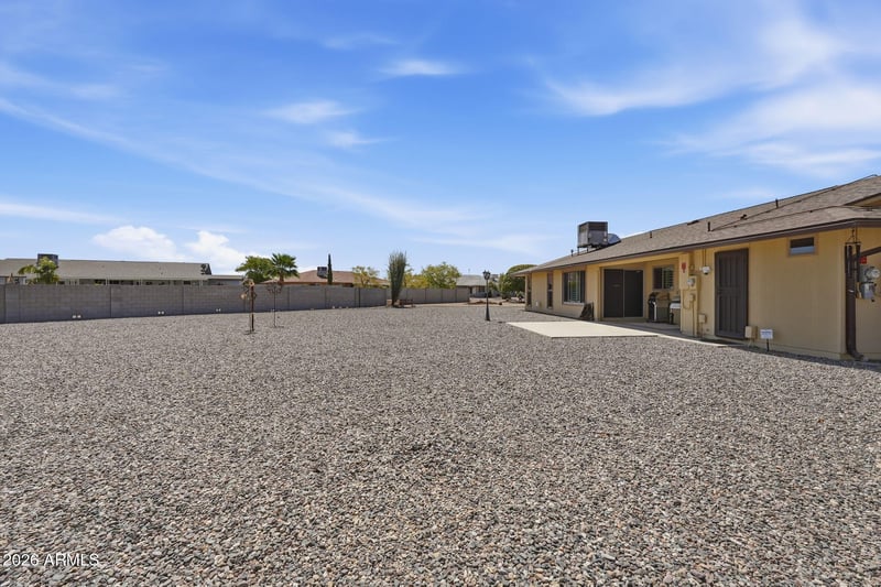 10110 W Pine Springs Dr, Sun City, AZ 85373