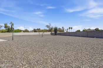 10110 Pine Springs Dr, Sun City, AZ 85373